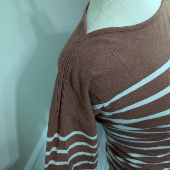 3/$30 LOFT Long sleeve Stripe Sweater - Picture 4 of 7